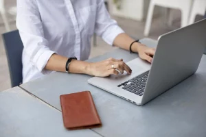 How Local SEO Works to Help Artists Find Better Job Opportunities Nearby